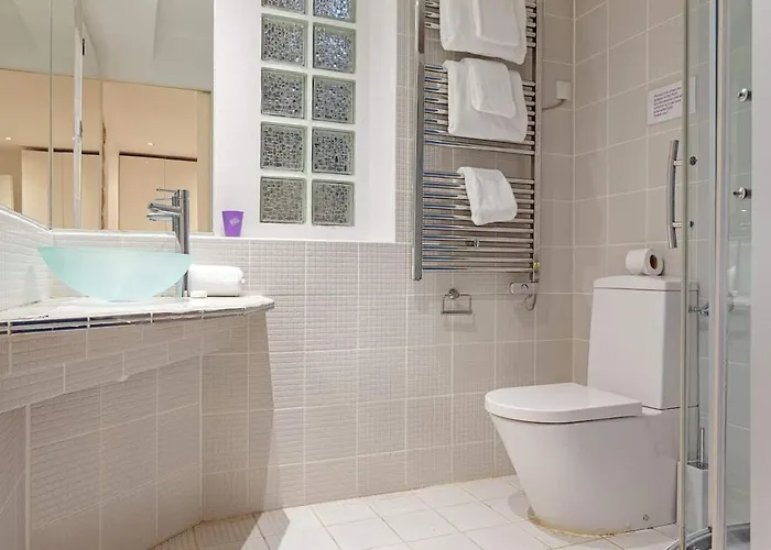 Modern 2bd 14 Mins To The Eiffel Tower *