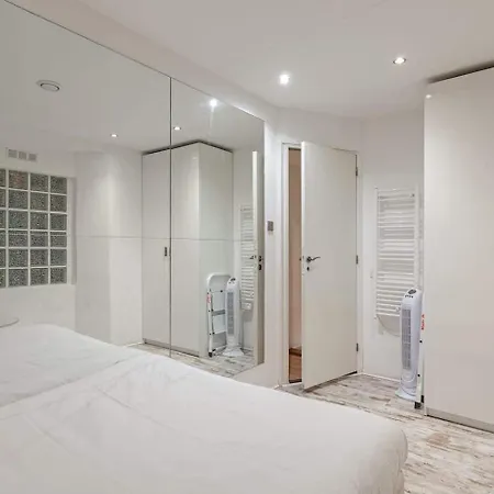 Modern 2bd 14 Mins To The Eiffel Tower Lägenhet *