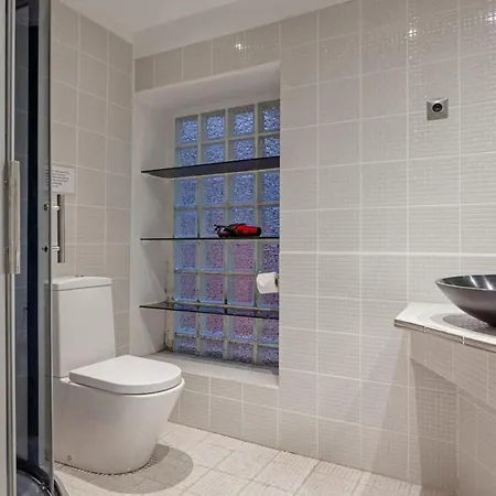 Modern 2bd 14 Mins To The Eiffel Tower Appartement